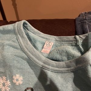 2xl worn several times but in good condition snowman sweatshirt